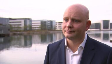 Knap et år efter kritik af kontanthjælpsreform har regeringen skiftet holdning: ’Det synes jeg er rettidig omhu’