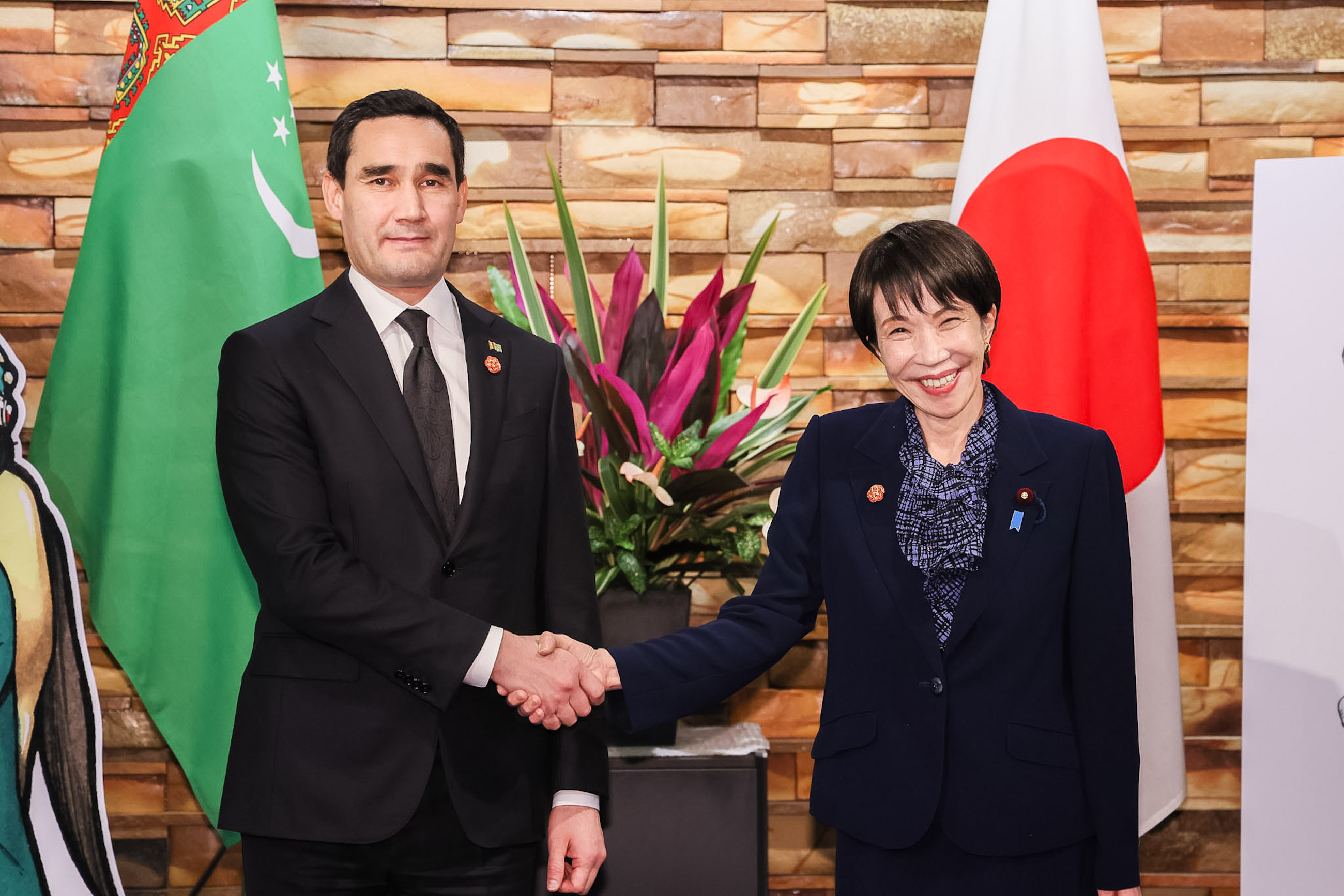 Japan-Turkmenistan Summit Meeting (2)