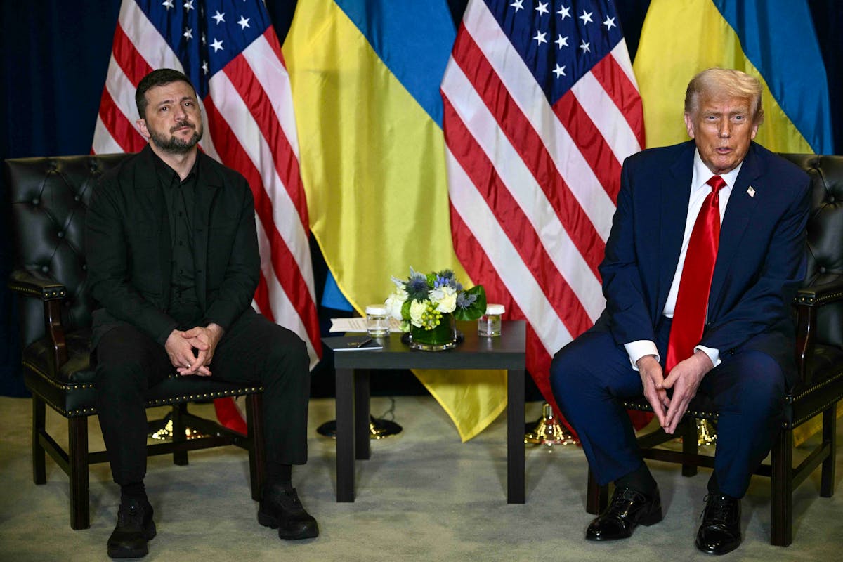 Aus dem Archiv: US-Präsident Donald Trump und der ukrainische Präsident Wolodimir Selenski sprechen am Rande der UNO-Generalversammlung in New York. Beide wollen sich am 28. Dezember 2025 in Florida treffen, um über Bemühungen zur Beendigung der russischen Invasion in der Ukraine zu beraten.
