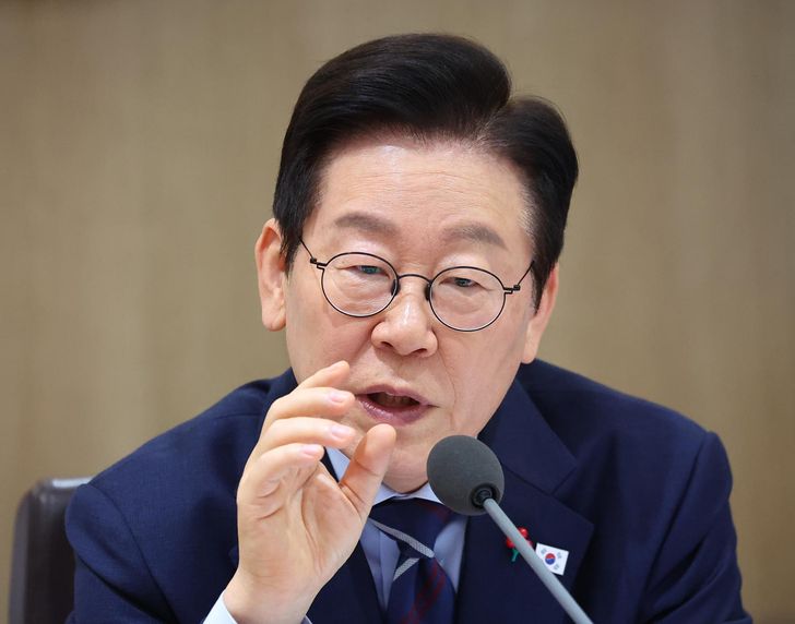 President Lee Jae Myung speaks during a Cabinet meeting at the presidential office in Seoul, Tuesday. Yonhap