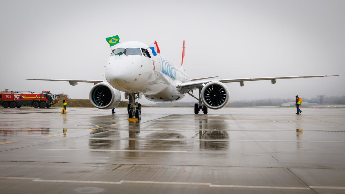 The first of six new Luxair Embraer aircraft landed at Findel on Saturday