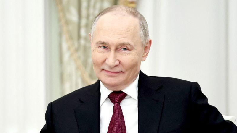 Putin sends Trump’s messengers packing, with eyes on a geopolitical win