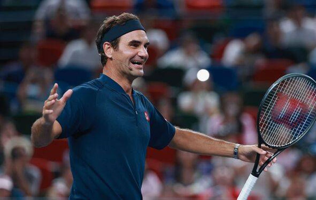Roger Federer reacts at Shanghai Rolex Masters