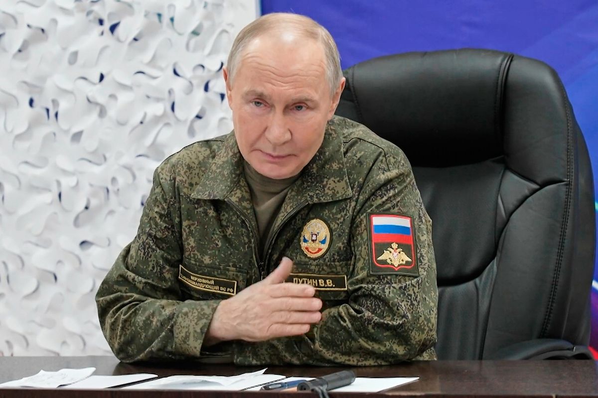 A former NATO official has raised the alarm over Vladimir Putin's recent deployments