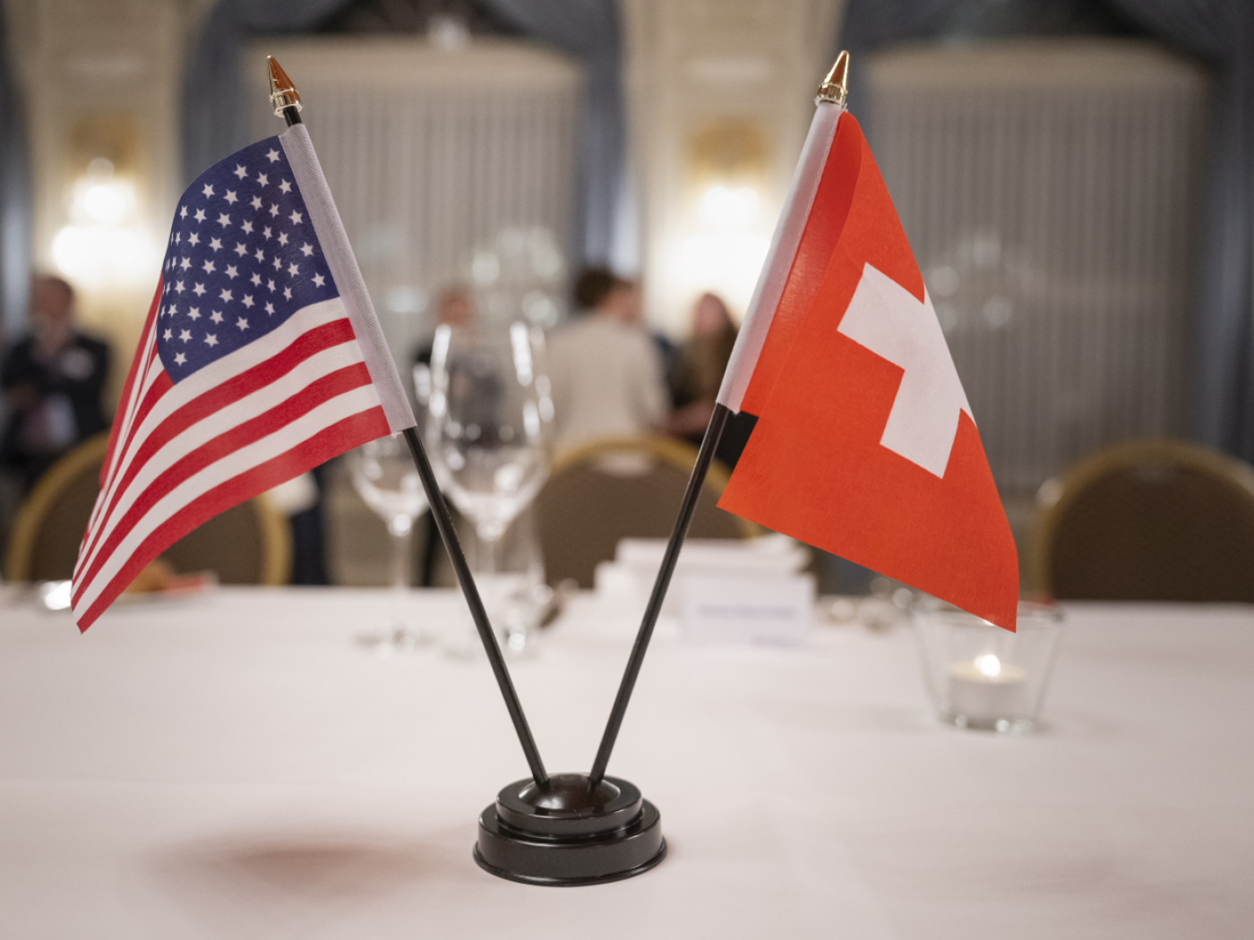 USA sets Switzerland deadline for binding customs agreement