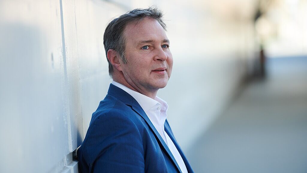 Why Is Austria’s Sports Ministry Funding Asylum NGOs and Foreign Projects? ━ The European Conservative