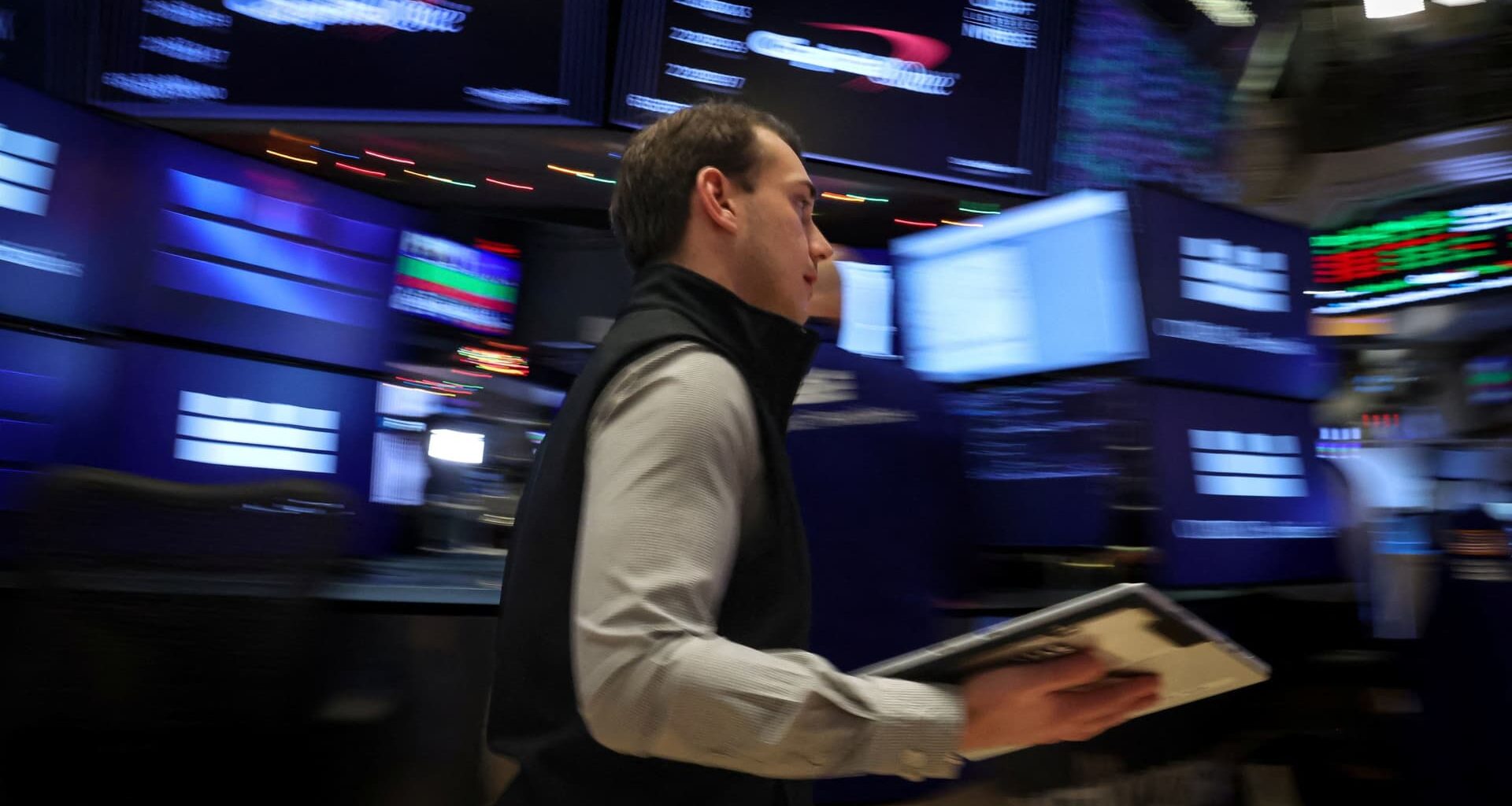 Stock market today: Live updates