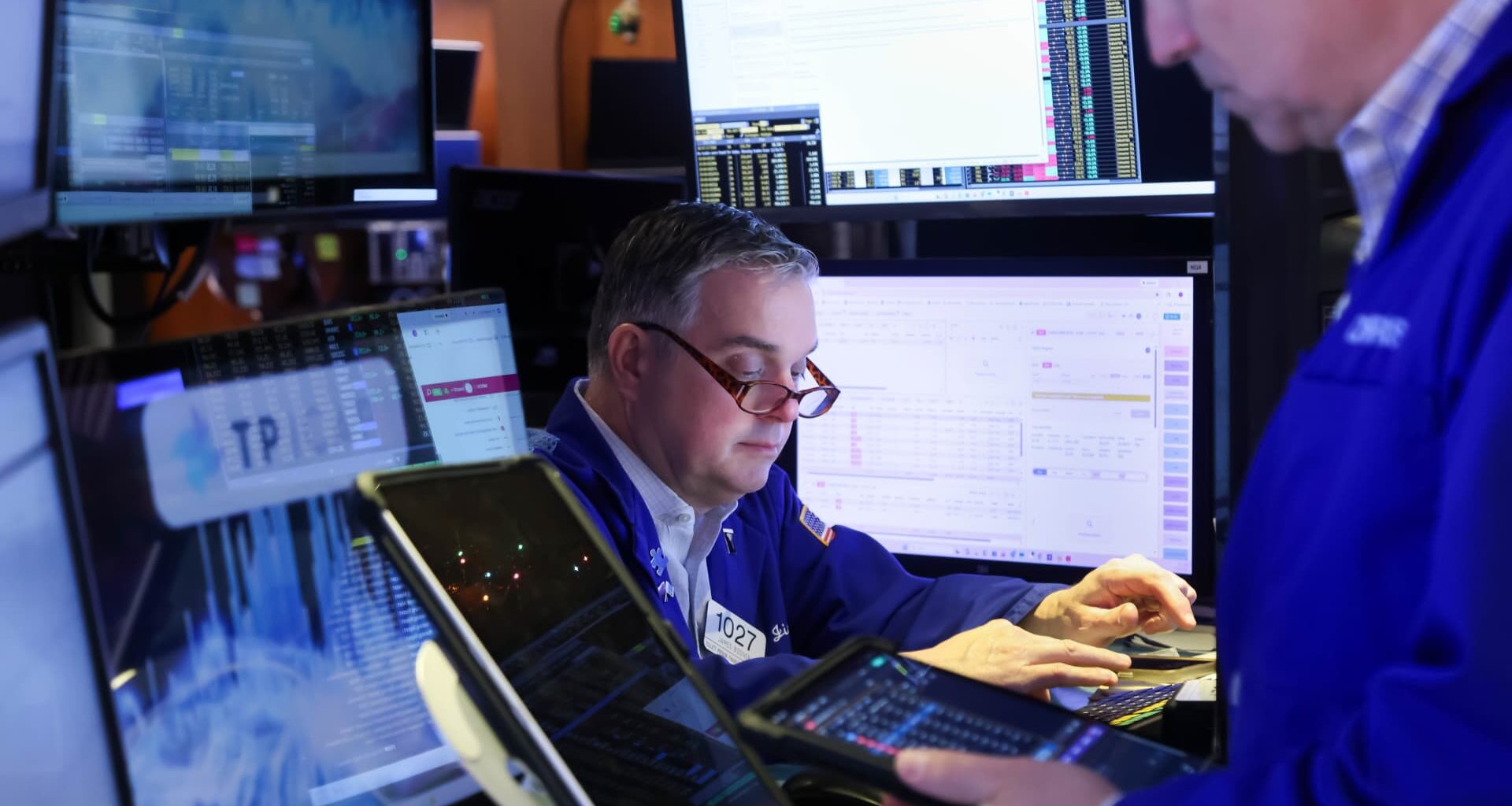 Stock market today: Live updates