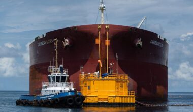 Oil Settles at Lowest Since 2021 as Traders Weigh Ukraine Deal