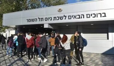 Report: IDF considers recruiting children of foreign workers living in Israel