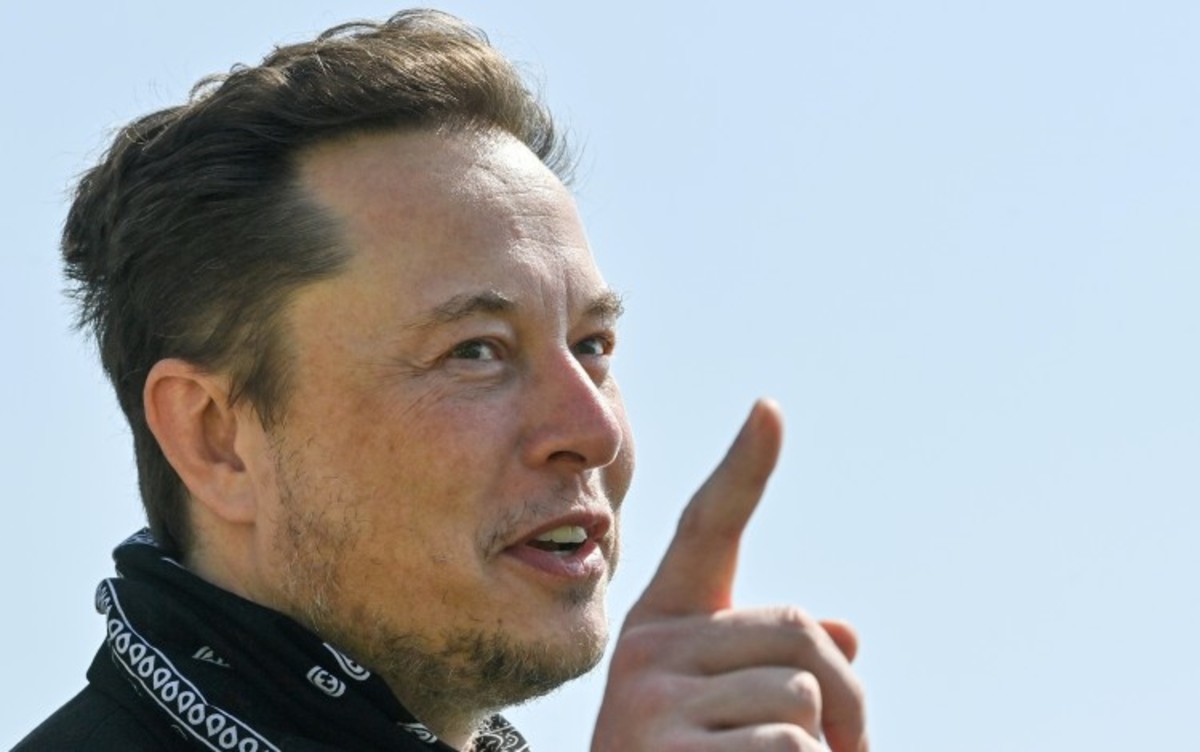 Elon Musk predicts double-digit US growth by 2026