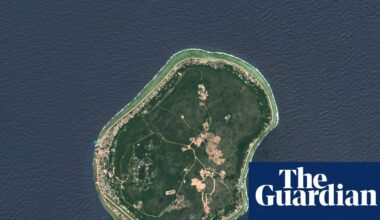 ‘Day by day I lose weight’: asylum seekers on Nauru get $115 a week, but a bag of grapes costs $20 | Nauru