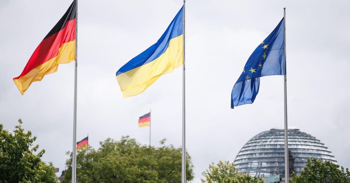 French and German adults lean toward dialing back Ukraine support, new POLITICO poll shows – POLITICO