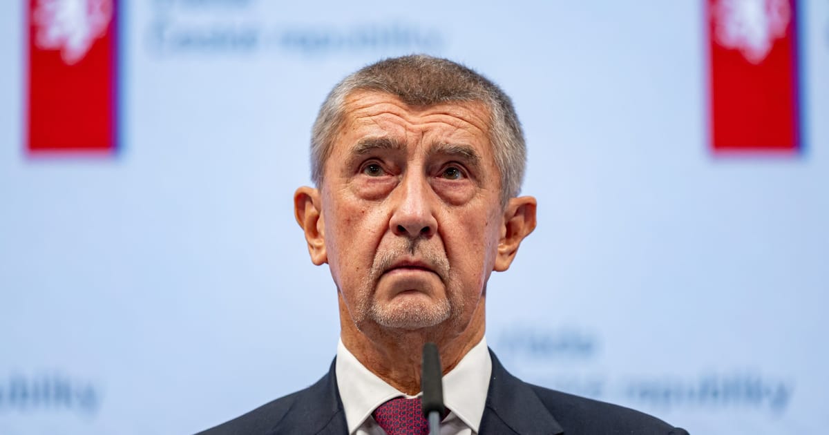 Trump pressures new Czech PM over F-35s – POLITICO