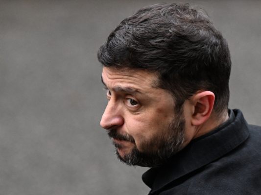 Selenskyj trifft am Dienstag Papst und Meloni