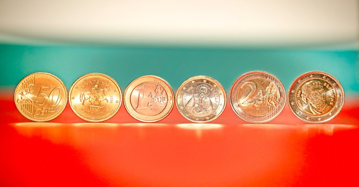 New Age | Bulgaria takes hesitant step into eurozone