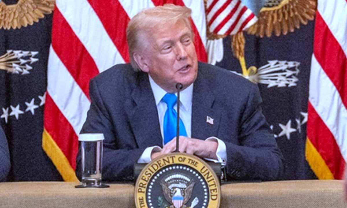 Trump moves to shut asylum 'loophole': US media