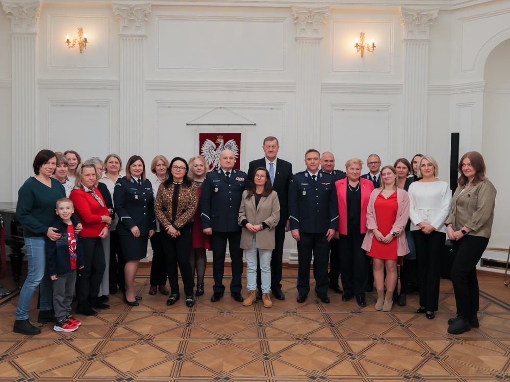 Puste miejsca przy świątecznym stole, ale nigdy w naszych sercach - Aktualności