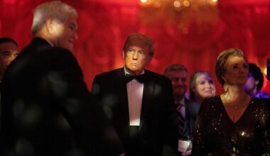Trump ballroom donors suddenly face LEGAL TROUBLE