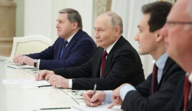 Ukraine-Russia war latest: Zelensky reveals new Kyiv-US peace deal as Trump envoys begin Putin talks