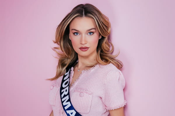 Les portraits des candidates : Miss Normandie, Victoire Dupuis - Miss France 2026 ©