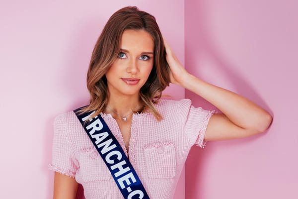 Les portraits des candidates : Miss Franche-Comté, Jade Cholley - Miss France 2026 ©