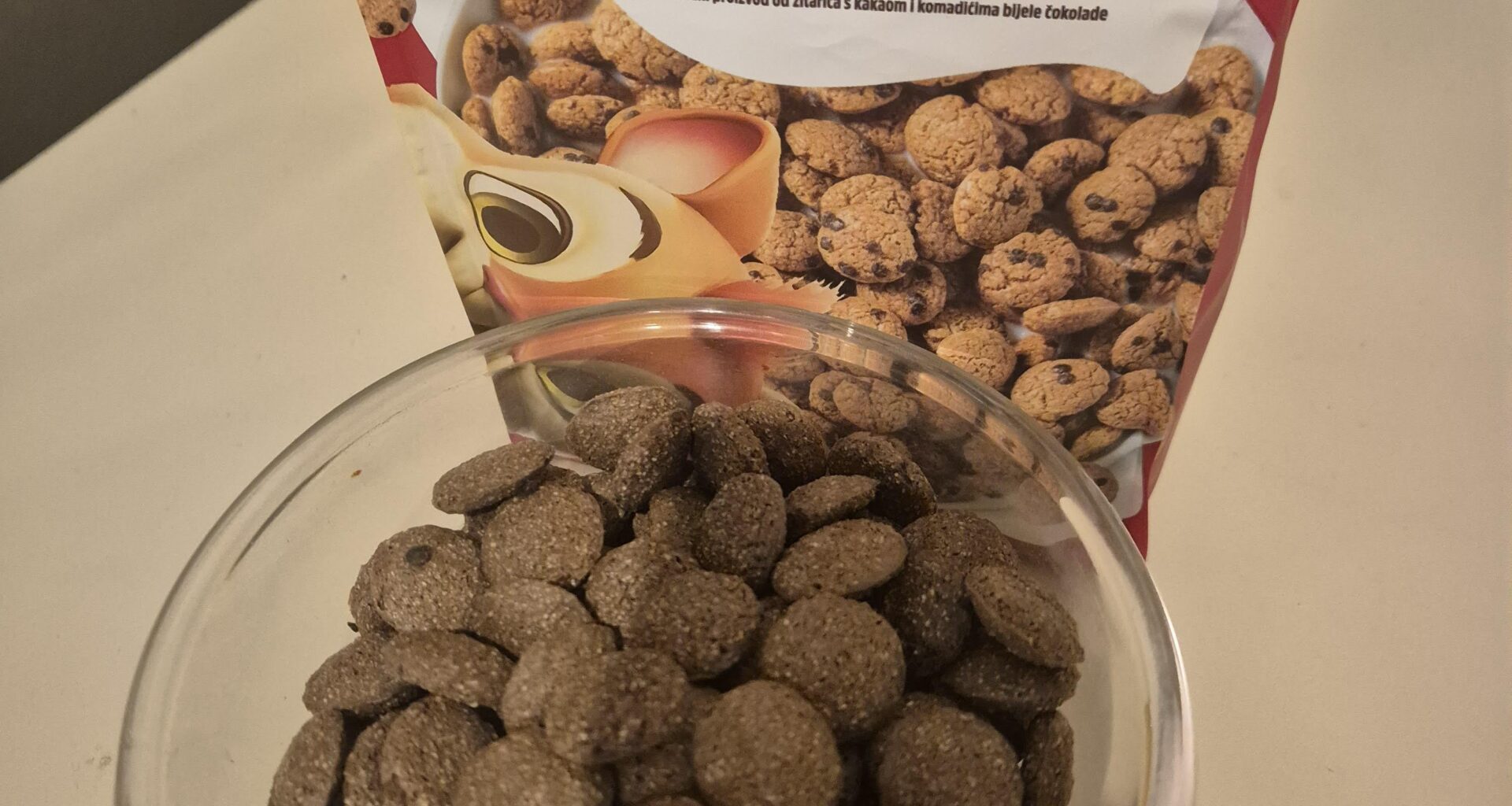 Kad očekujes chocolate chip cookie pahuljice, a dobiješ dog food krokete
