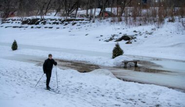 Due to warm daytime temperatures the skating trails along the Nestaweya River Trail in Winnipeg, Man., closed in February. Climate change is affecting us all. (Brook Jones/Winnipeg Free Press files)