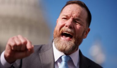 DOGE Caucus leader pushes to revive Musk-sparked government efficiency crusade