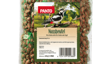 Ich sehe immer wieder, dass diese Nussbeutel auch für Meisen beworben werden. Aber sind die nicht viel zu groß für die kleinen Freunde?