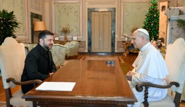 El Papa se reúne con el presidente de Ucrania en Castel Gandolfo