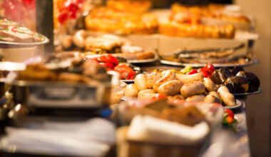 How to Get Tickets, What to Eat