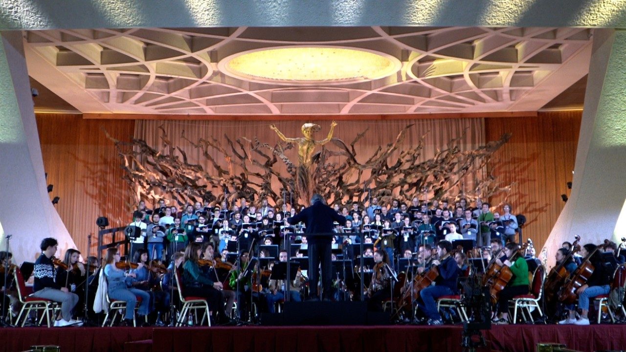 Maestro Riccardo Muti set to conduct concert in Vatican