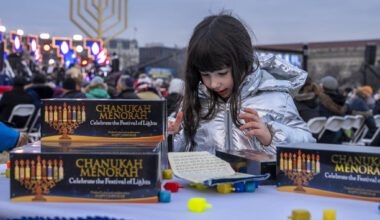Canada Post issues Hanukkah stamp – Winnipeg Free Press