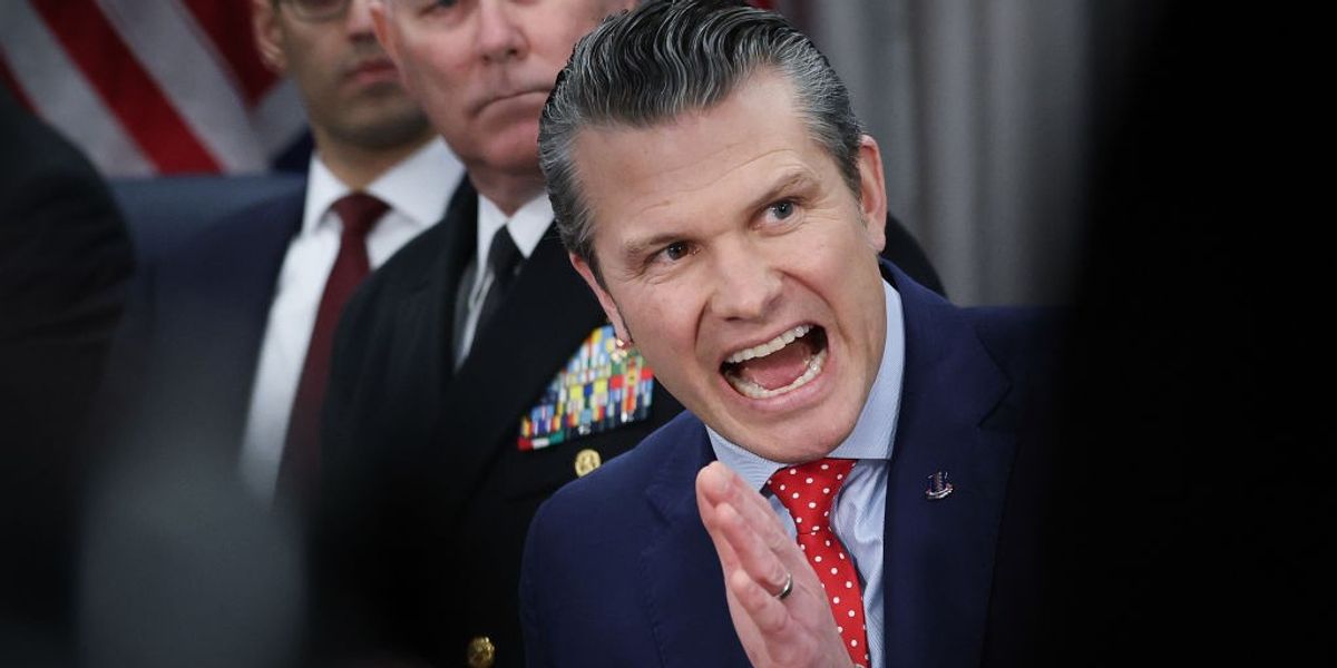 Opinion | Clinging to the Planetary Wreckage With Pete Hegseth