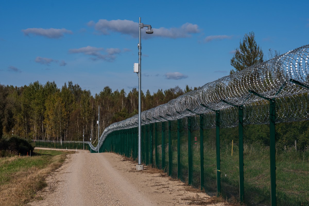 NATO Nation Starts Building Concrete Bunkers on Russian Border