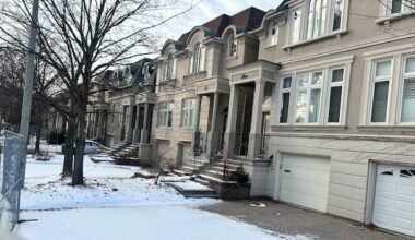 Vacant upscale north Toronto homes should house low-income families, advocates say