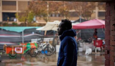 Spanish police evict hundreds of migrants from squat deemed a safety hazard