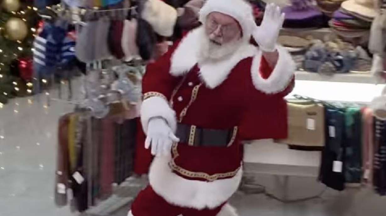 Have You Seen This? Santa Claus delights shoppers with roller skating performance in Slovenia