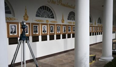 Trump has partisan plaques added under photos in Presidential Walk of Fame
