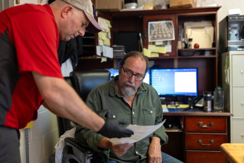 Maine businesses criticize new work permit limits for asylum seekers