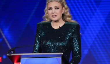 Turning Point USA: Erika Kirk fires up TPUSA crowd, vows to get JD Vance elected ‘in the most resounding way’