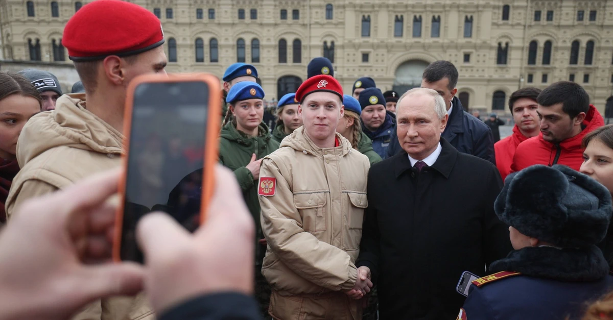 Kreml-Schule für Putin-Influencer in Ukraine