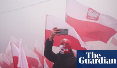 ‘Teach your daughter to speak Polish’: Ukrainians in Poland face growing resentment | Poland