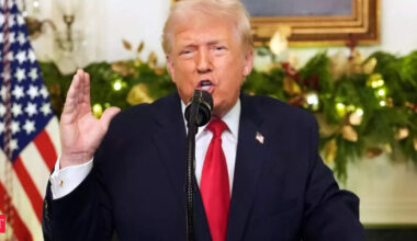 Trump voluntary migrant deportation program: Trump’s $3,000 self-deportation bonus explained: Who qualifies, how to apply, deadline