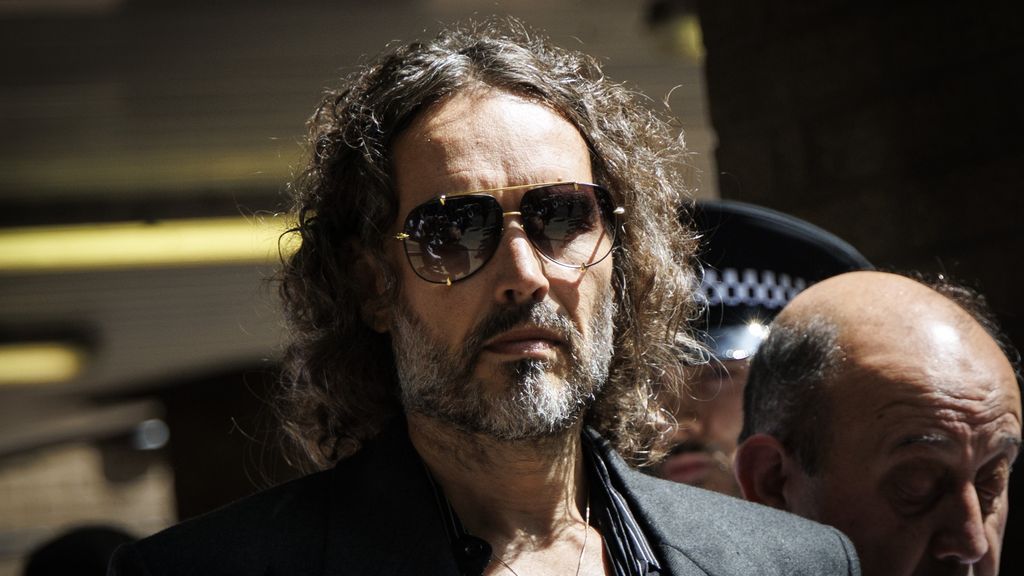 Britse komiek Russel Brand opnieuw aangeklaagd voor verkrachting