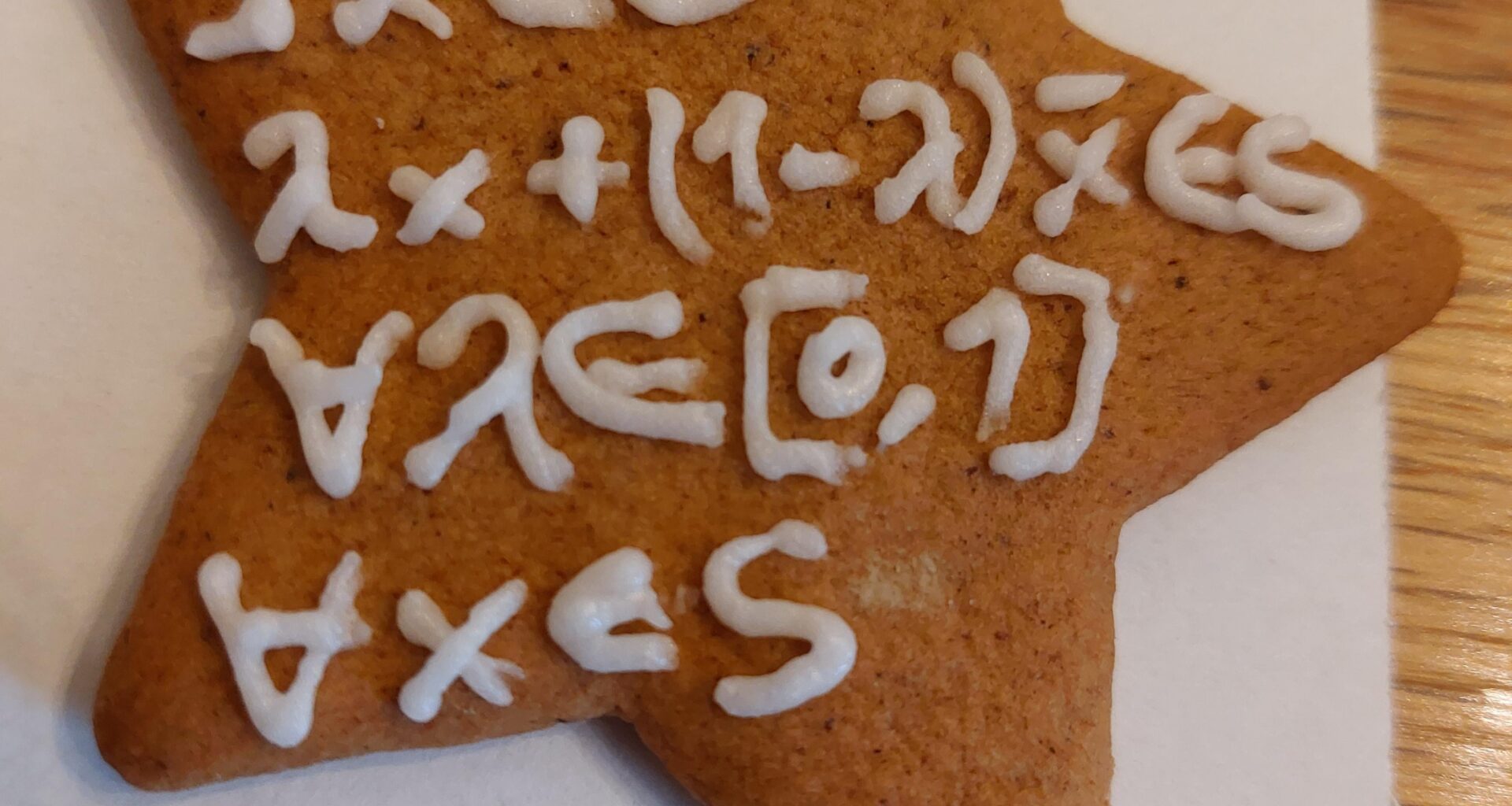 Finns det matematiker här? Det här är iaf definitionen av ett stjärnformat område, på en pepparkaksstjärna