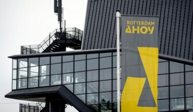 Twee gewonden bij steekpartij na concert Broederliefde in Ahoy