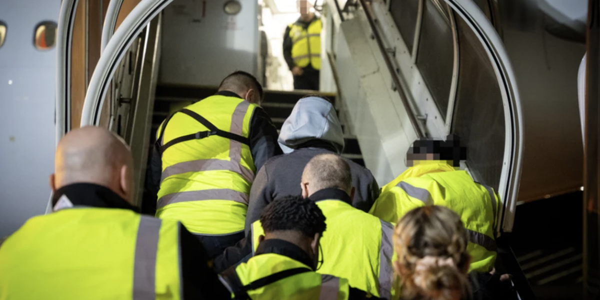 Migrant crisis: Number of foreign criminals NOT deported hits record high