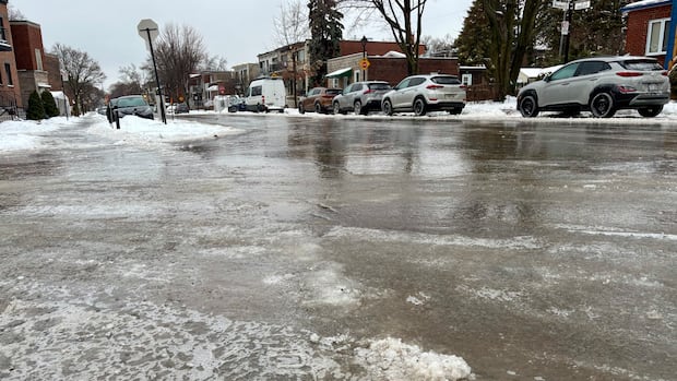Storm pelts Montreal with freezing rain to start the week
